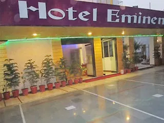 Hotel Eminent 아그라